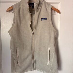 Patagonia Off-White Fleece Vest
